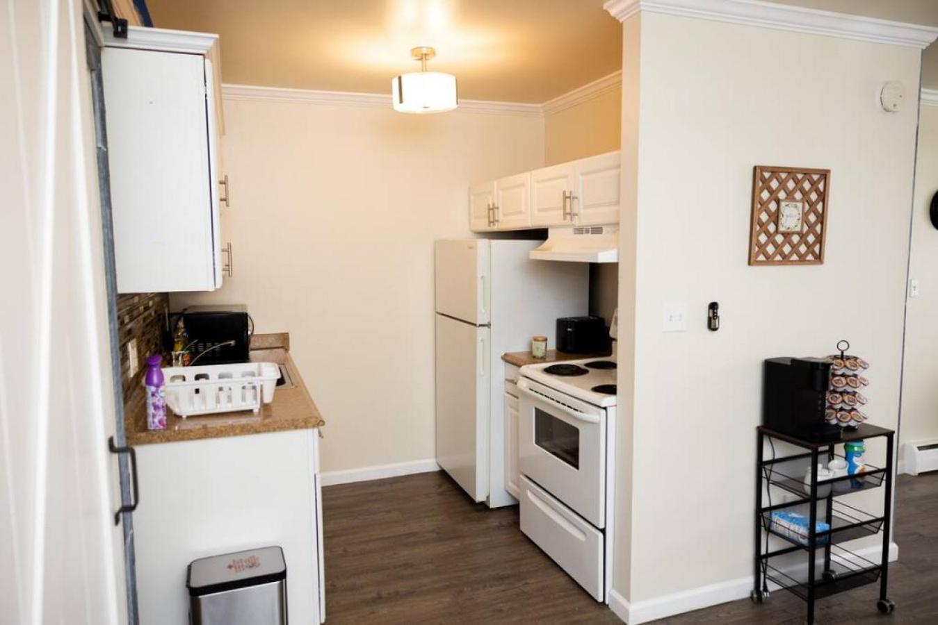Apartment Stylish Cozy 1 Bedroom In Mi Ferndale